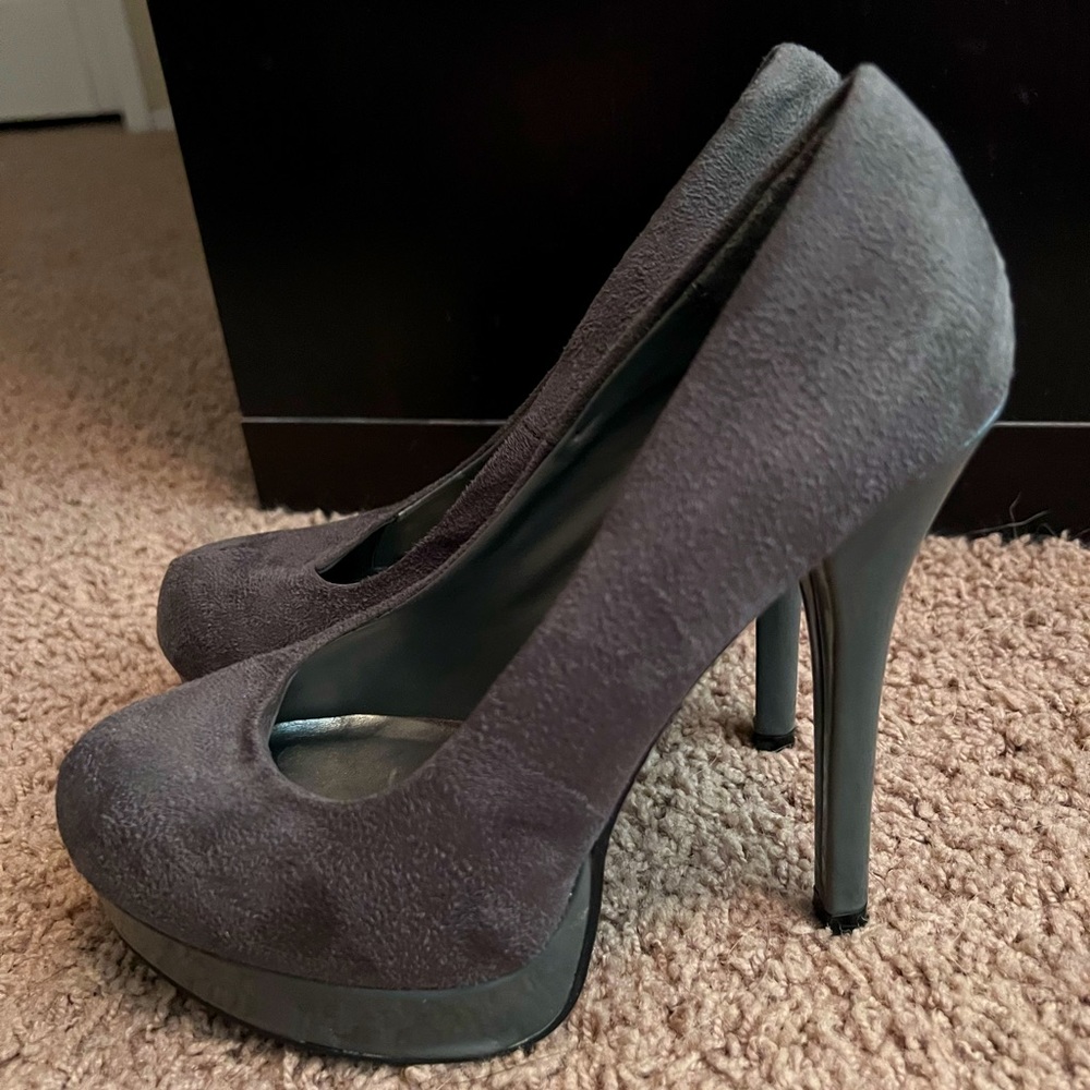 Platform pumps